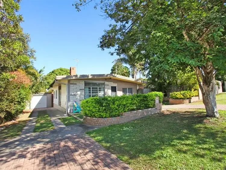 22 Parkway Drive, Mooloolaba QLD 4557