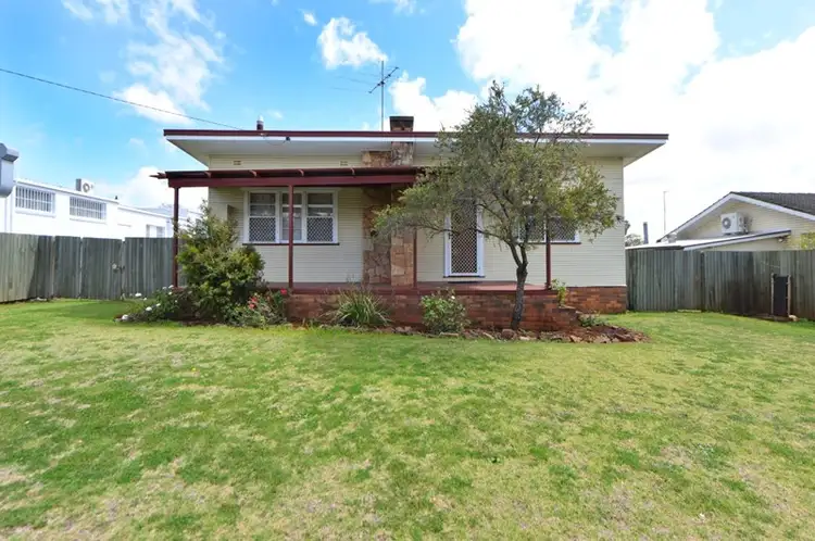 499 Greenwattle Street, Wilsonton QLD 4350