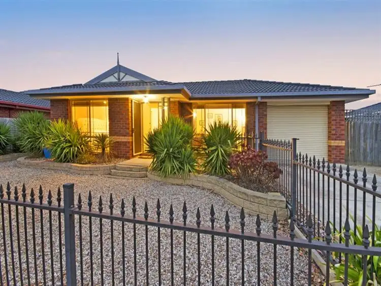 18 Young Street, Lara VIC 3212