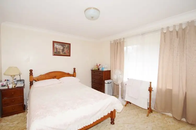 Second view of Homely house listing, 1 Hawthorne Close, Armidale NSW 2350