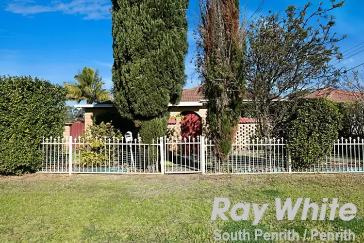 2 Upton Street, South Penrith NSW 2750