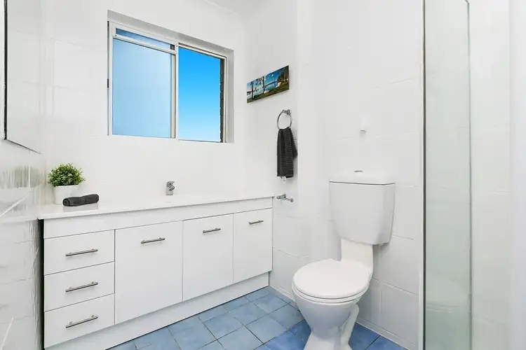 Fifth view of Homely apartment listing, 11/52 The Crescent, Dee Why NSW 2099