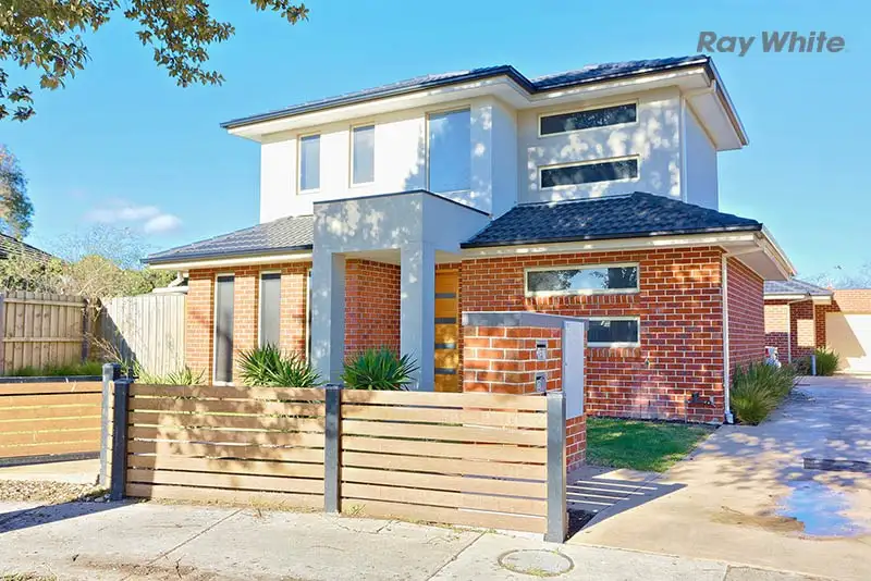 Main view of Homely townhouse listing, 1/7 Armstrong Street, Laverton VIC 3028