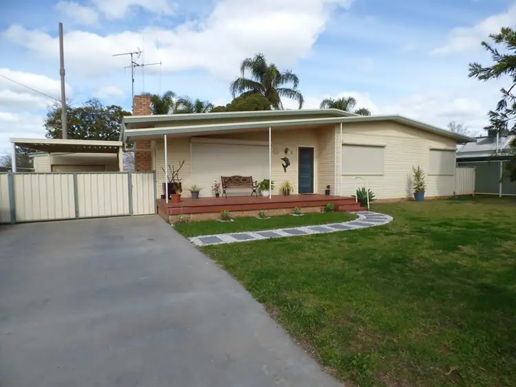 2 Black Street, Forbes NSW 2871