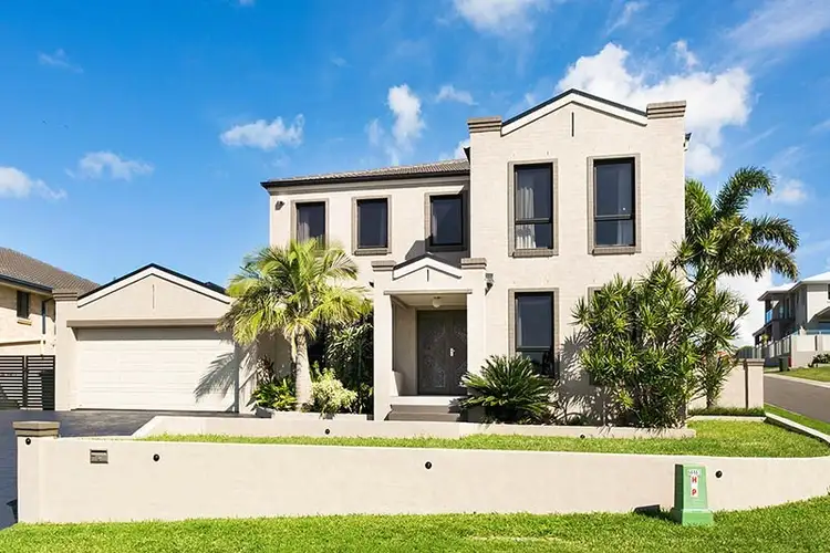 8 Solander Avenue, Shell Cove NSW 2529