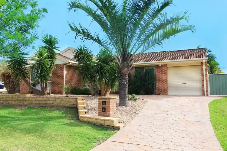 30 Barcoo Circuit, Albion Park NSW 2527