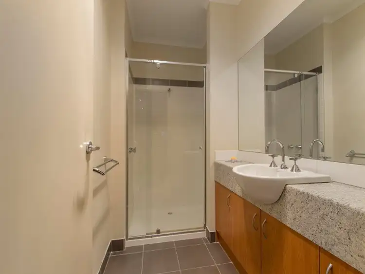 Fifth view of Homely unit listing, 8/2 Campbell Street, Frankston VIC 3199