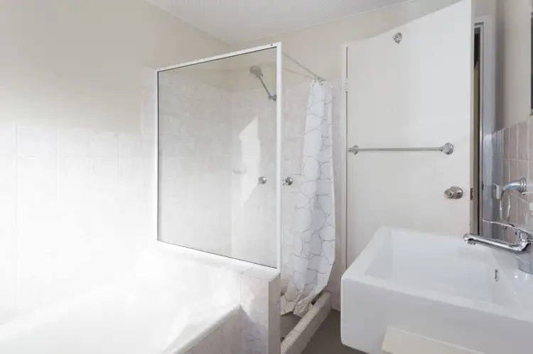 Fifth view of Homely house listing, 11/14-16 Burrendong Way, Orange NSW 2800