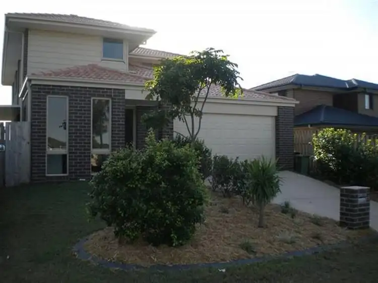 1-3 Eimeo Place, Sandstone Point QLD 4511