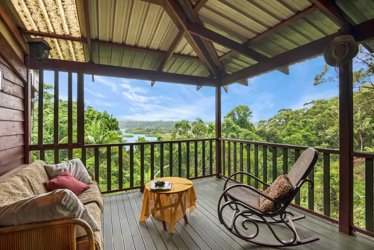30 Lakeview Parade, Tweed Heads South NSW 2486