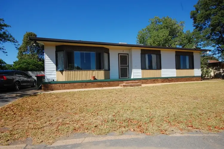 7 Railway Parade, Yenda NSW 2681