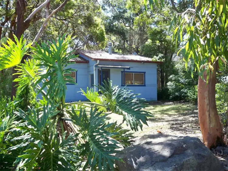 10 Hats Street, Killcare Heights NSW 2257