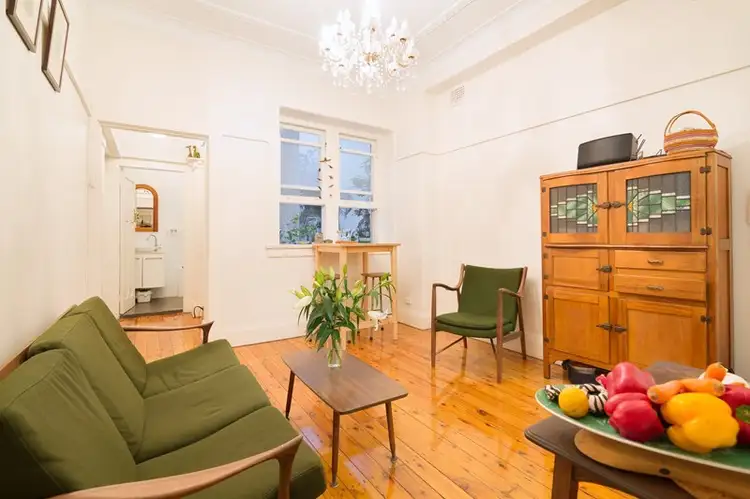 Main view of Homely unit listing, 2/44 Hardie Street, Darlinghurst NSW 2010