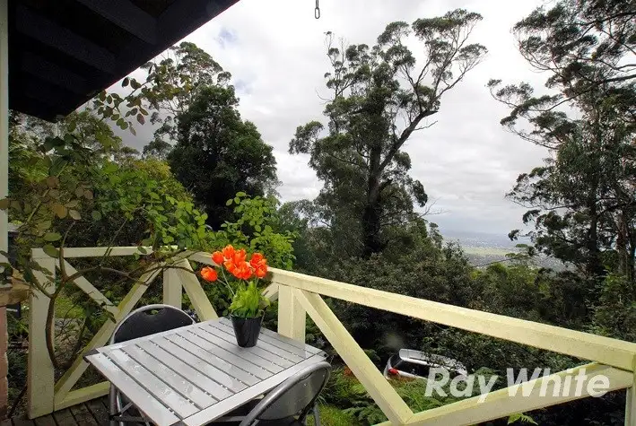 Seventh view of Homely house listing, 8 Titania Crescent, Tremont VIC 3785