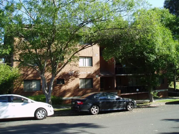 2/27 Willison Road, Carlton NSW 2218