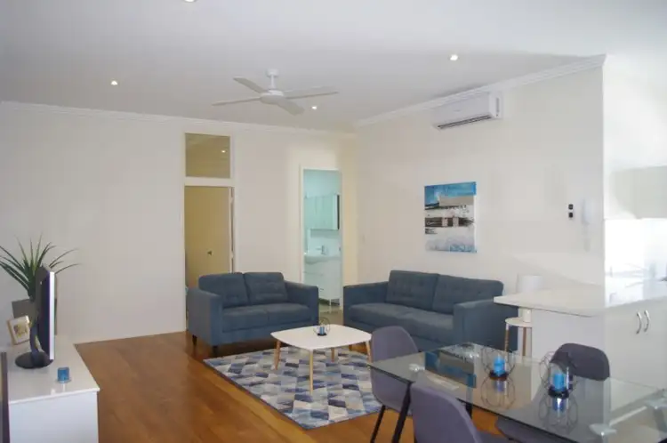 Unit 8 'The Byron' Otho and Evans Street, Inverell NSW 2360