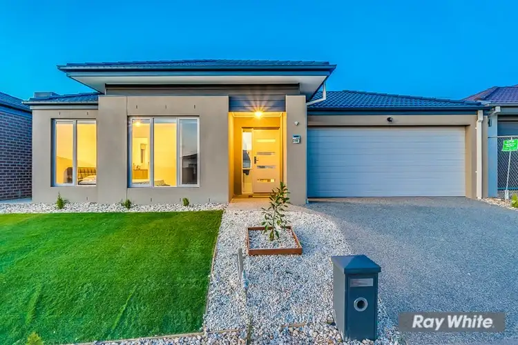 110 Hummingbird Boulevard, Tarneit VIC 3029