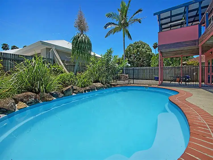 35 Parkway Drive, Mooloolaba QLD 4557