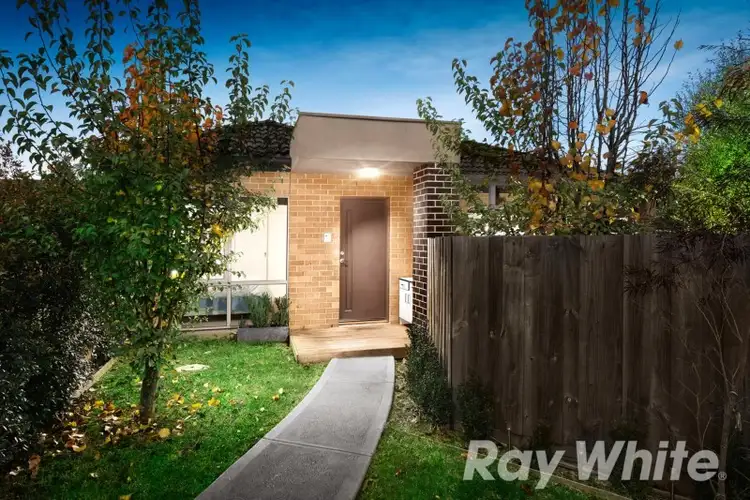 Main view of Homely unit listing, 2/1 Moffat Close, Endeavour Hills VIC 3802