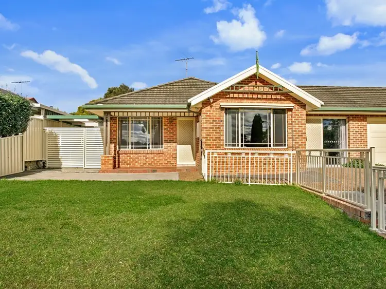 23 Derwent Place, Bossley Park NSW 2176