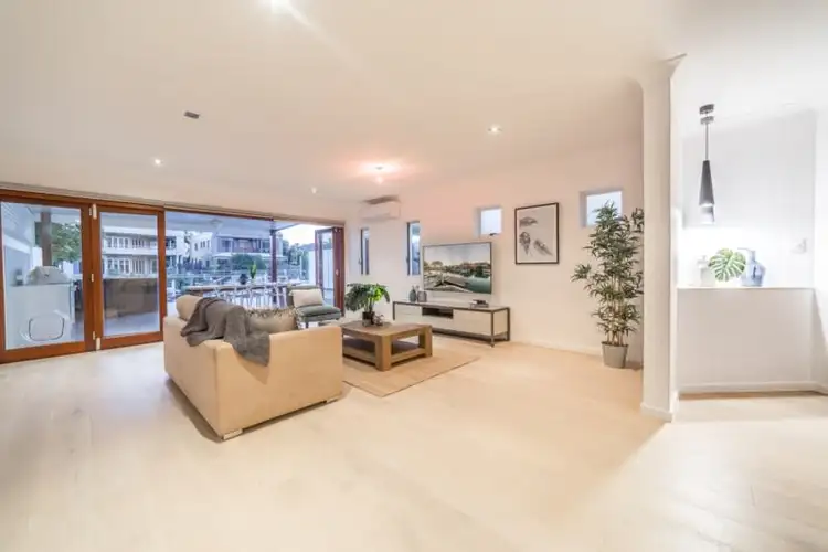 Seventh view of Homely villa listing, 2/135 Stanhill Drive, Chevron Island QLD 4217