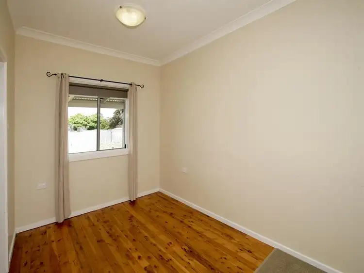 Sixth view of Homely house listing, 7 Binnak Place, Mount Austin NSW 2650