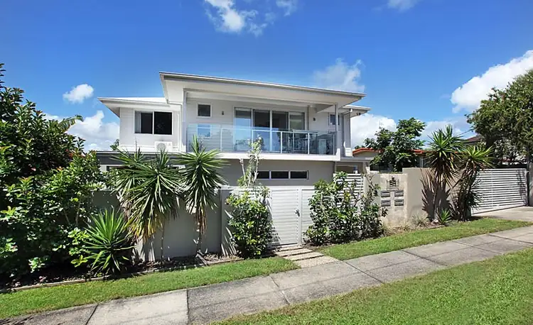 1/54 Blake Street, Southport QLD 4215