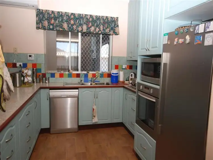 2 Hough Street, Narrogin WA 6312