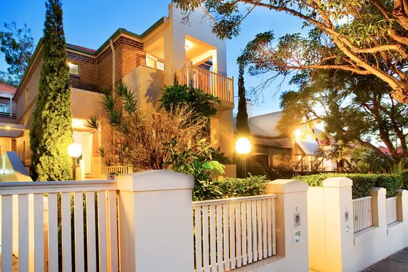 Main view of Homely townhouse listing, 1/91 Shadforth Street, Mosman NSW 2088