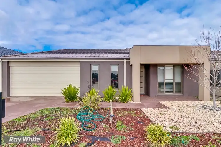 12 Lamington Drive, Tarneit VIC 3029