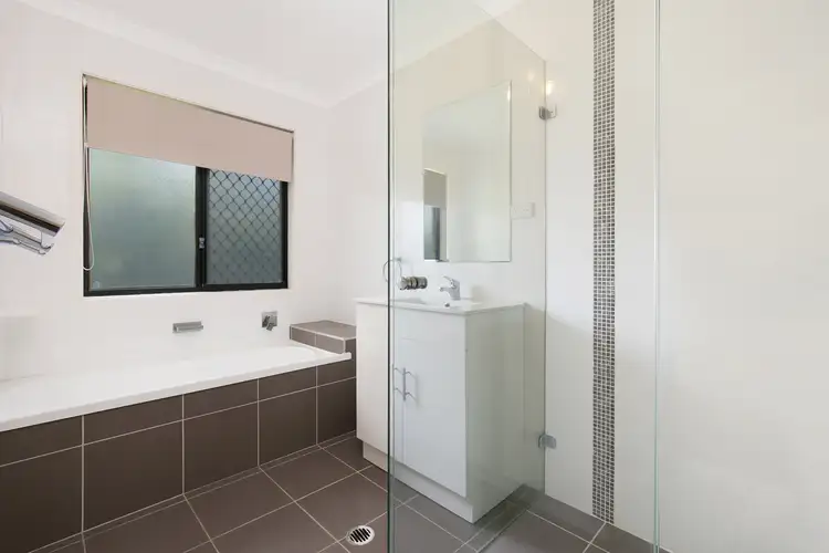 Sixth view of Homely house listing, 5 Freycinet Court, Loganholme QLD 4129