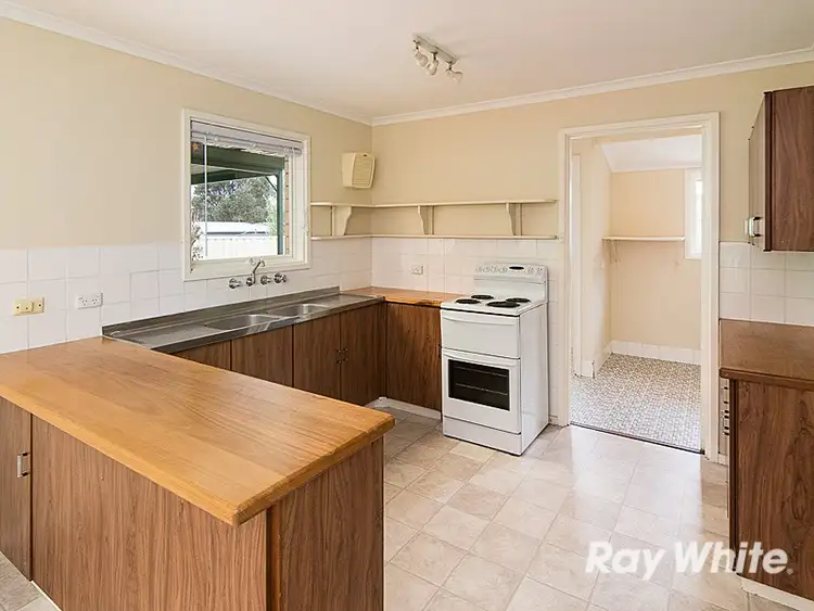 Second view of Homely house listing, 5 Barratt Avenue, Mount Barker SA 5251