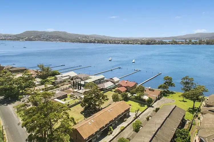 Sixth view of Homely house listing, 19 Kurrawa Avenue, Point Clare NSW 2250