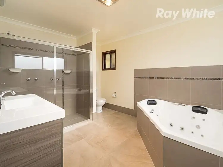 106 Redlands Road, Corowa NSW 2646