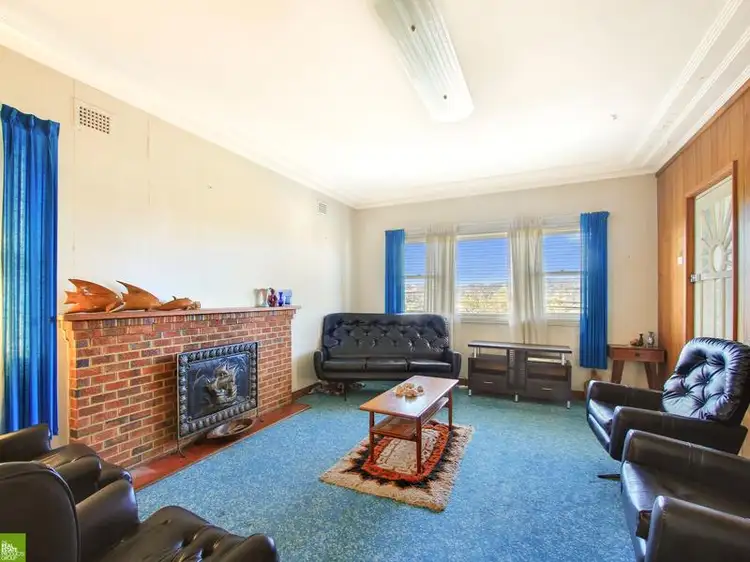 Second view of Homely house listing, 38 Figtree Crescent, Figtree NSW 2525