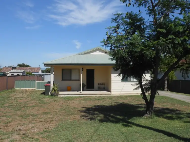 10 Jill Street, Tamworth NSW 2340