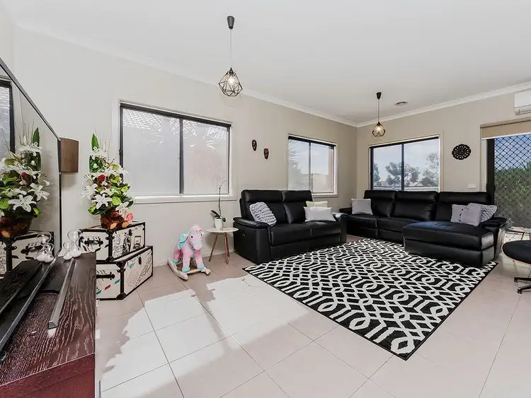 Fourth view of Homely unit listing, 1/5 Rainone Place, Tarneit VIC 3029