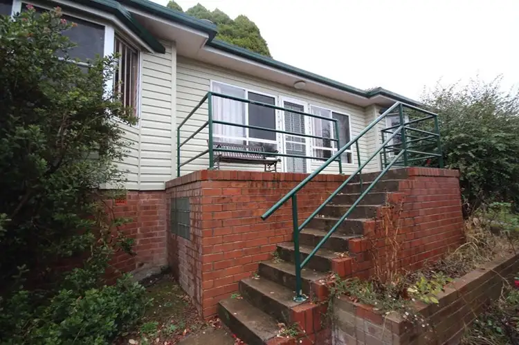 Second view of Homely house listing, 6 Bligh Street, Oberon NSW 2787