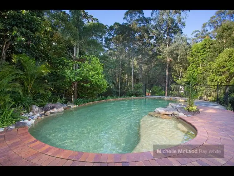 Fourth view of Homely house listing, 15 Haysom Close, Chapel Hill QLD 4069