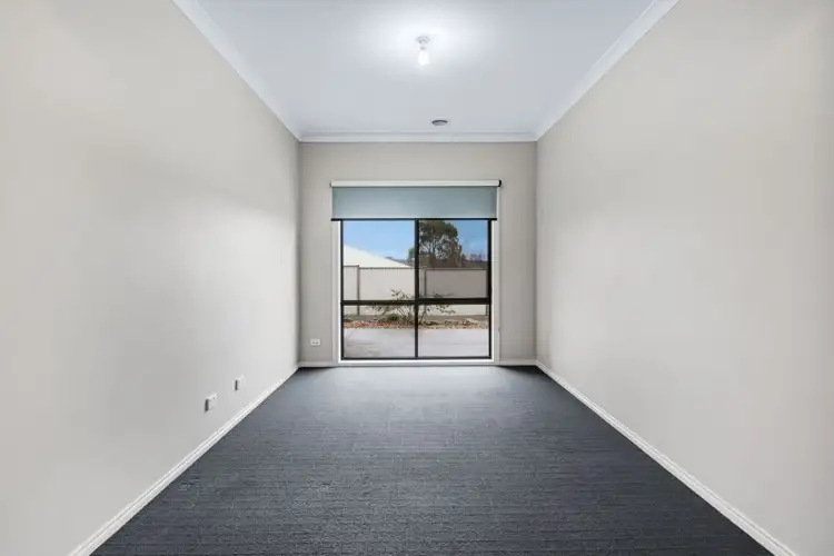 Sixth view of Homely house listing, 4 Francis Close, Romsey VIC 3434