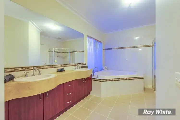 Fifth view of Homely house listing, 17 Summer Court, Tarneit VIC 3029