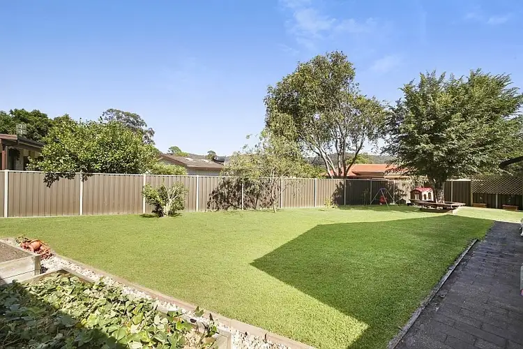 Fifth view of Homely house listing, 8 Shoreview Close, Point Clare NSW 2250