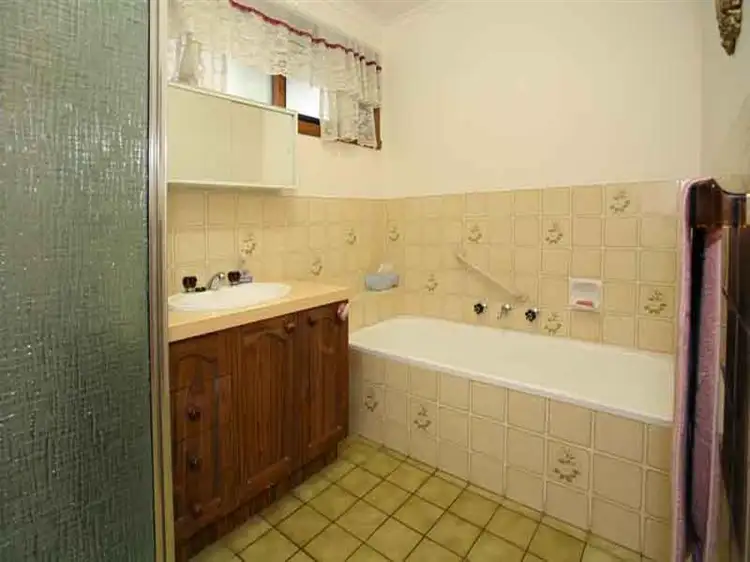 Fifth view of Homely unit listing, 3/33 Glen Ebor Avenue, Blackburn VIC 3130