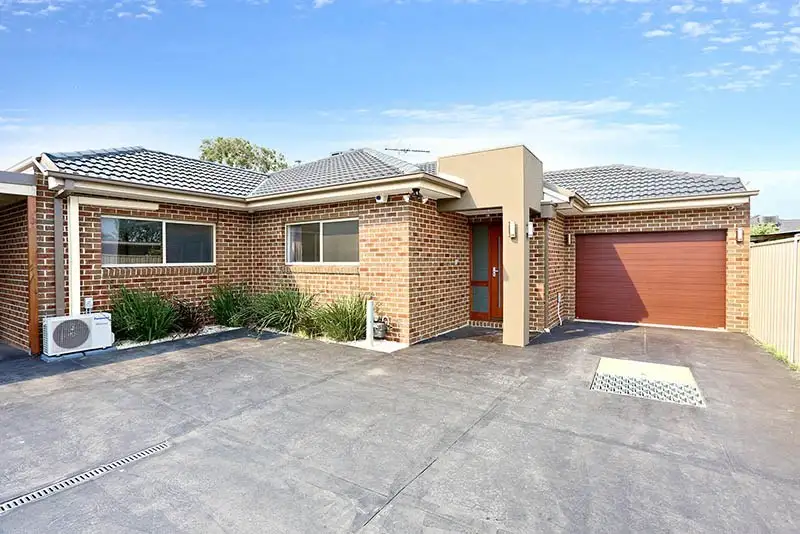 Main view of Homely unit listing, 2/16 Larch Street, Thomastown VIC 3074