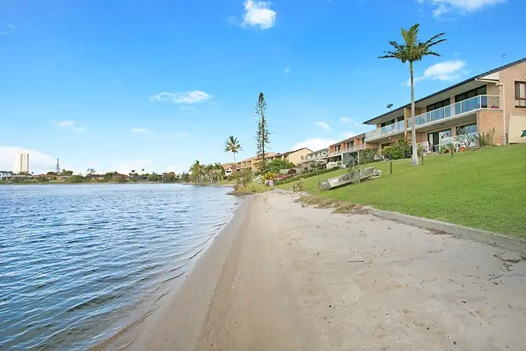 2/23 Barbet Place, Burleigh Waters QLD 4220