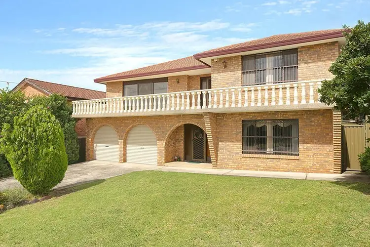 28 Garment Street, Prairiewood NSW 2176