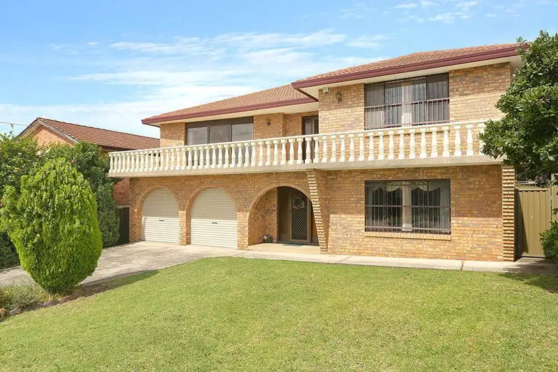 Main view of Homely house listing, 28 Garment Street, Prairiewood NSW 2176