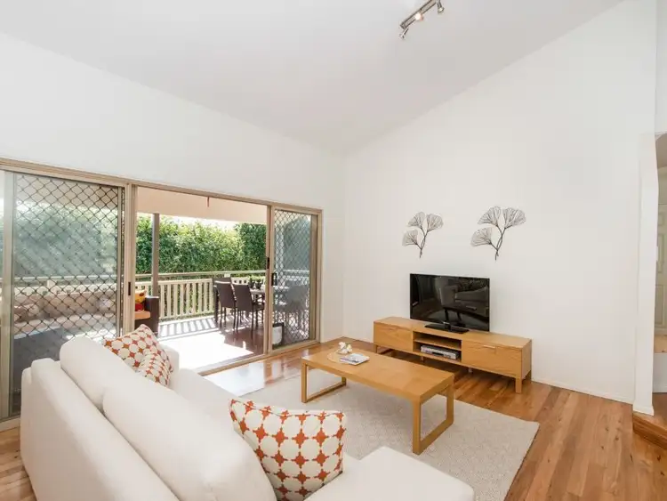 Fifth view of Homely house listing, 4 Kew Court, Alexandra Hills QLD 4161