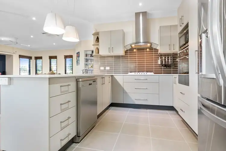 Sixth view of Homely house listing, 2 Kieran Street, Bellamack NT 832