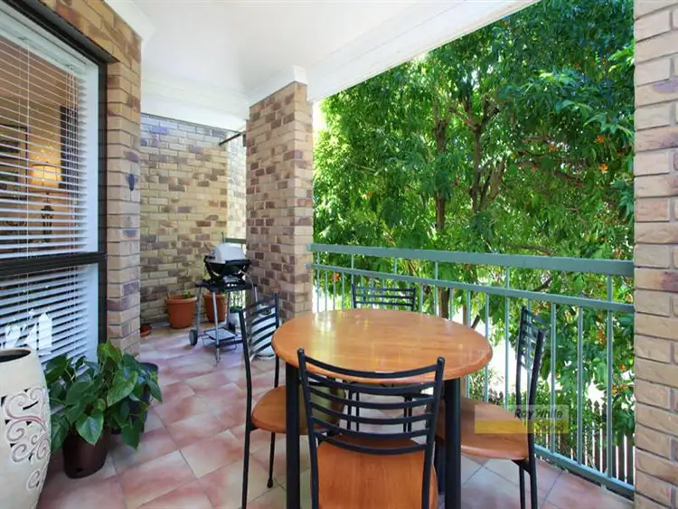 4/56 Franz Road, Clayfield QLD 4011